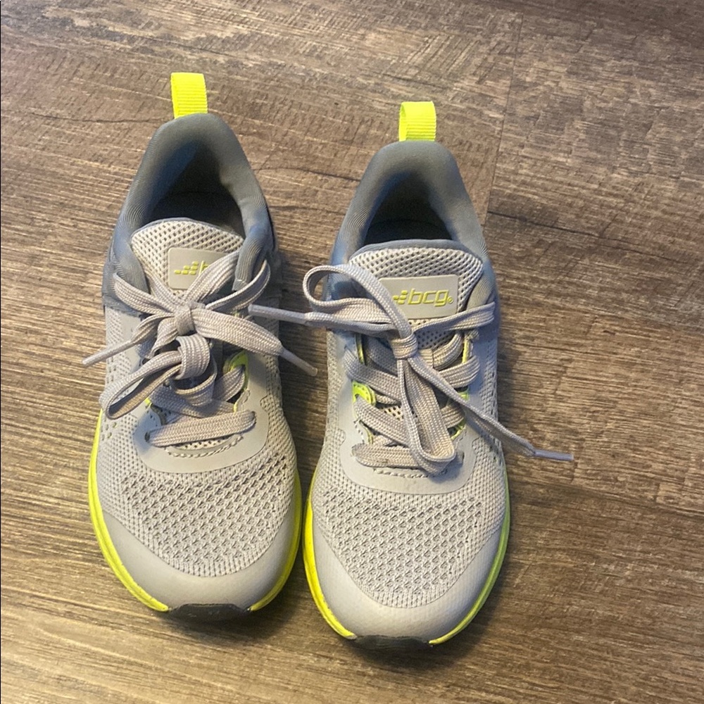 BCG little boys athletic shoes EUC